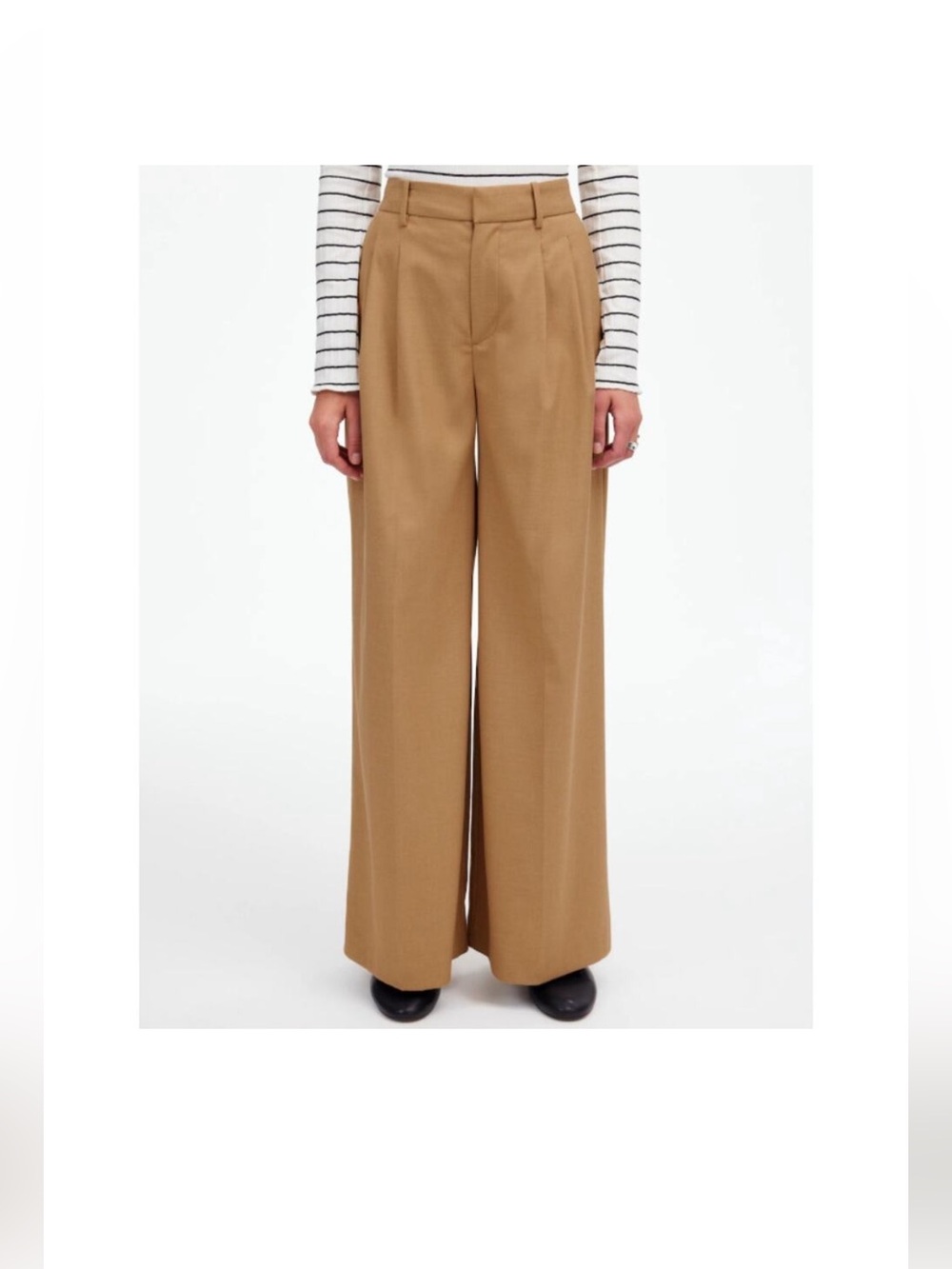 Super Wide-Leg Pleated Trousers - Camel Harlow